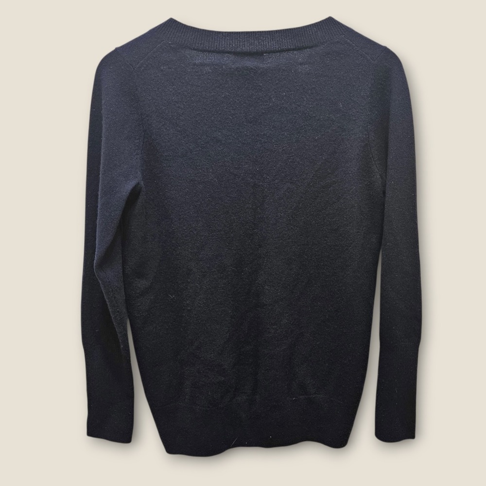 J Crew Mens Italian Cashmere V Neck Sweater Navy Blue‎ Size Medium - Picture 2 of 8